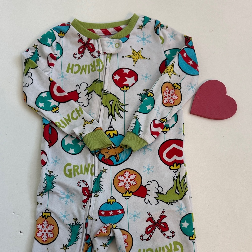 Xmas-sleeper 18 mth the grinch